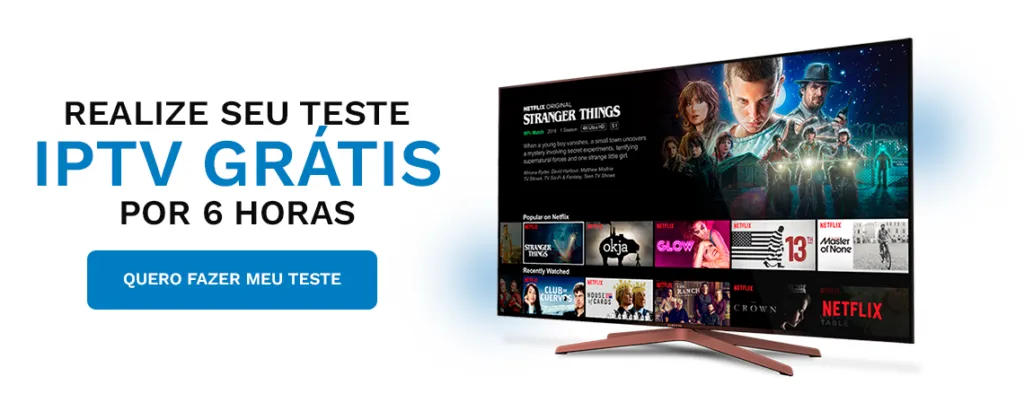 Usuário em busca do melhor app de IPTV em uma TV Smart